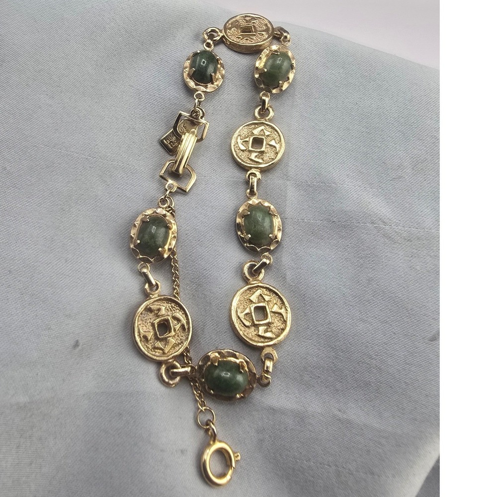 Vintage House of Holland Estate Bracelet Gold Tone Green Stone Asian 7"